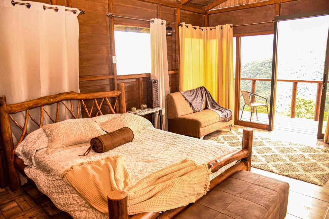 Pacuare Mountain Lodge Tres Equis Extérieur photo