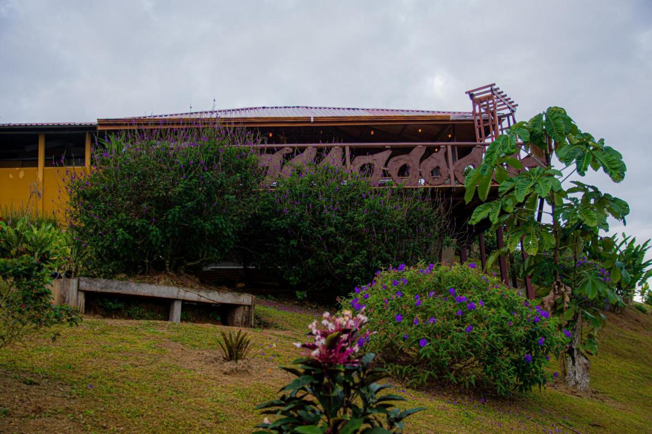 Pacuare Mountain Lodge Tres Equis Extérieur photo