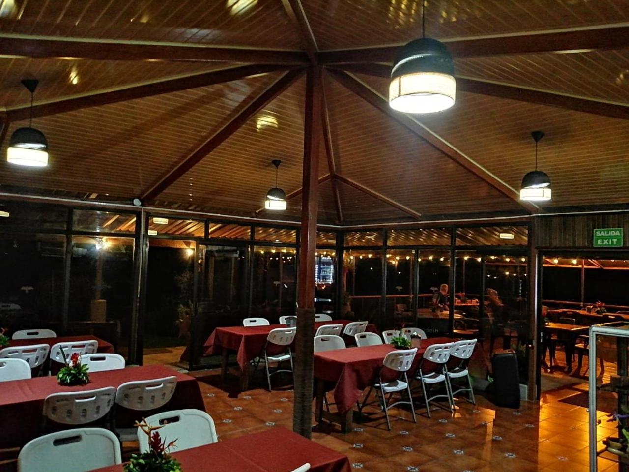 Pacuare Mountain Lodge Tres Equis Extérieur photo